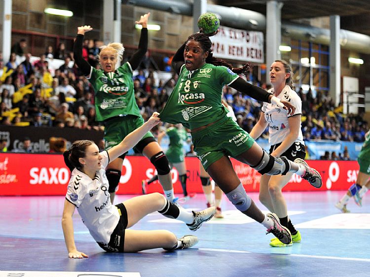 EL HELVETIA ALCOBENDAS CAE CONTRA EL ROCASA Y LAS CADETES A LA FINAL EN LA MINICOPA