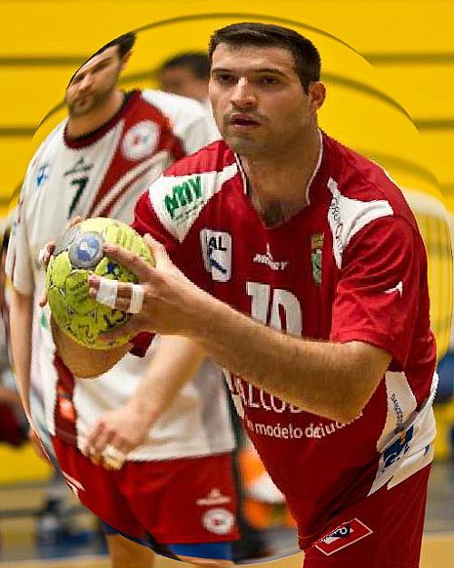ALFONSO DE LA RUBIA, insignia de Oro en la categoría de JUGADORES