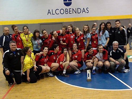 BASE VILLAVERDE EQUIPO CAMPEON 1ª JUVENIL FEMENINA