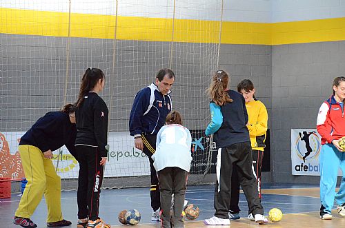 CONVOCATORIA SELECCIÓN CADETE FEMENINA e INFANTIL FEMENINA