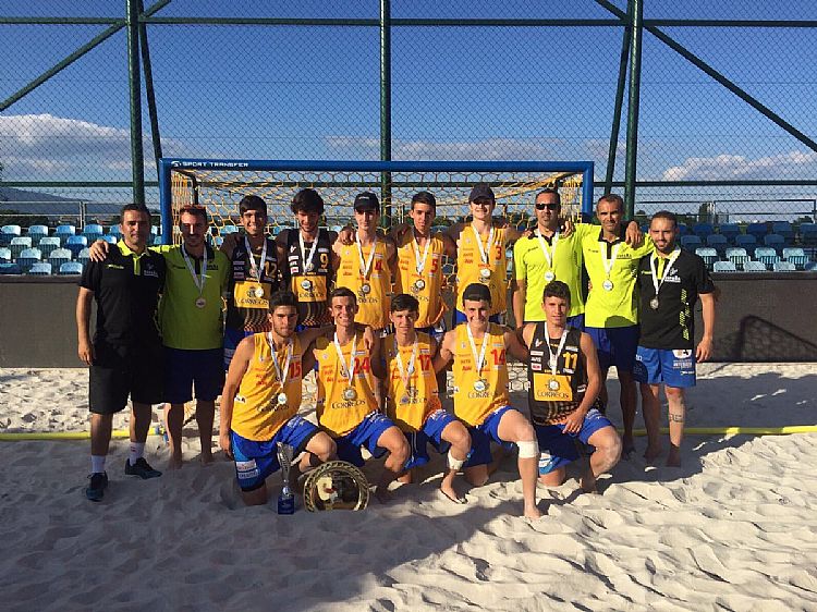 CUATRO MADRILEÑOS, DEL SAFA Y SANSE, CAMPEONES DE EUROPA SUB-17 EN BALONMANO PLAYA