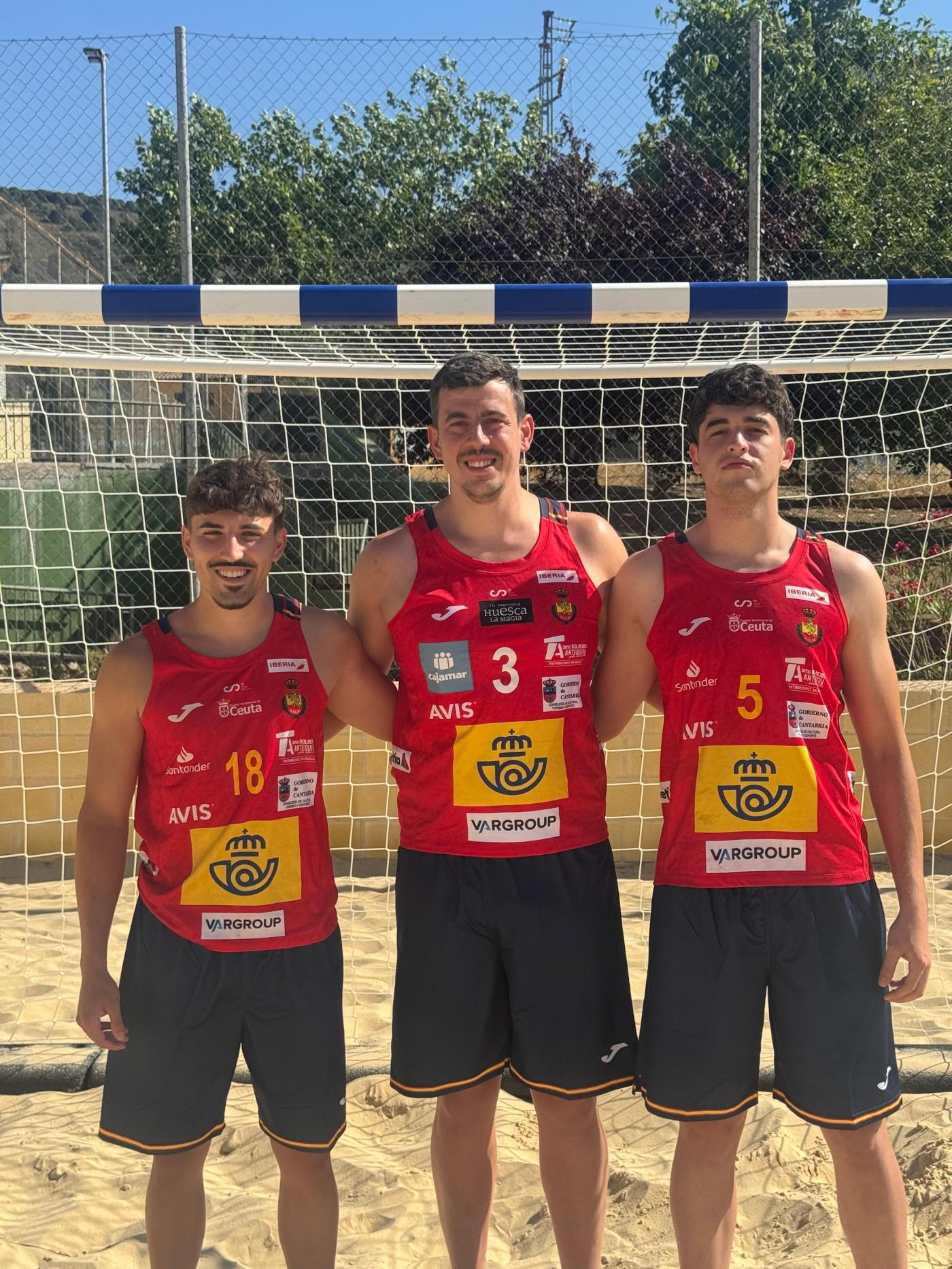 EL #BALONMANOMADRILEÑO APORTA TRECE INTERNACIONALES DURANTE ESTE MES DE JUNIO